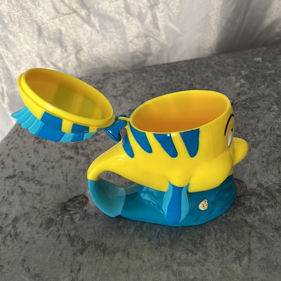 Disney Dining Disney Cup Flounder Little Mermaid Fish Flip Cup On
